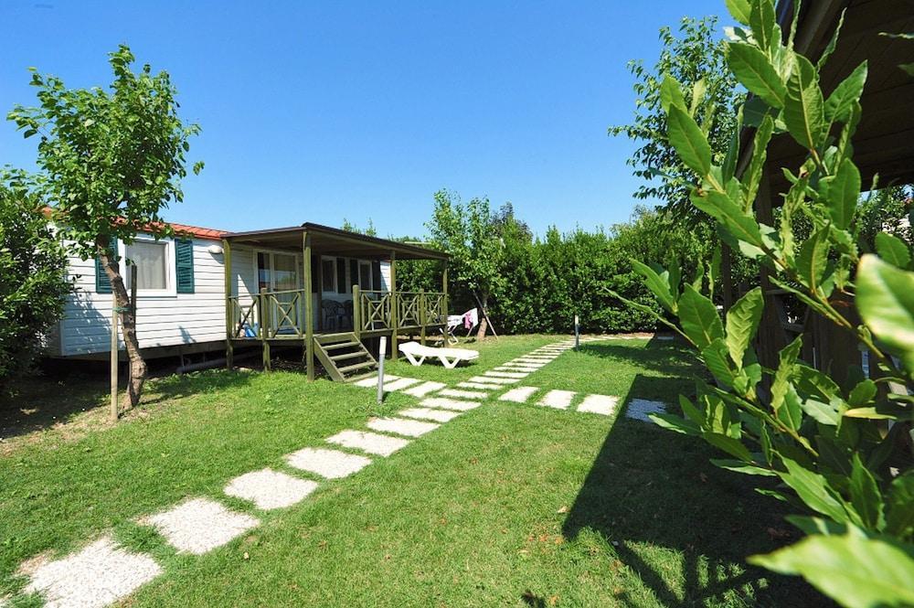 Camping Baia Verde Manerba del Garda Exterior photo