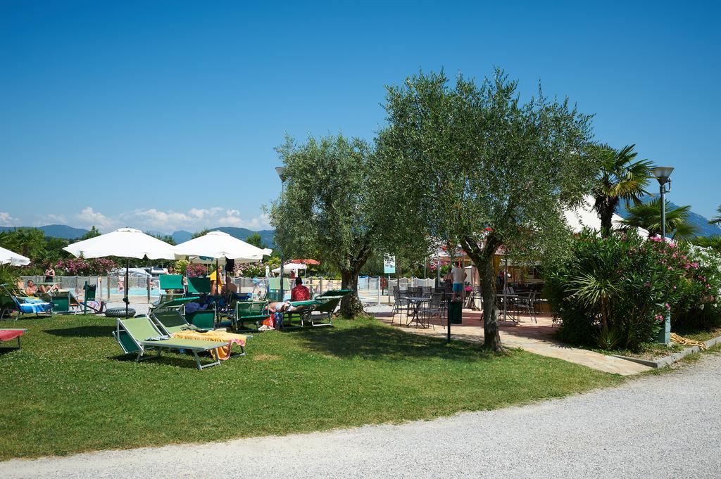 Camping Baia Verde Manerba del Garda Exterior photo
