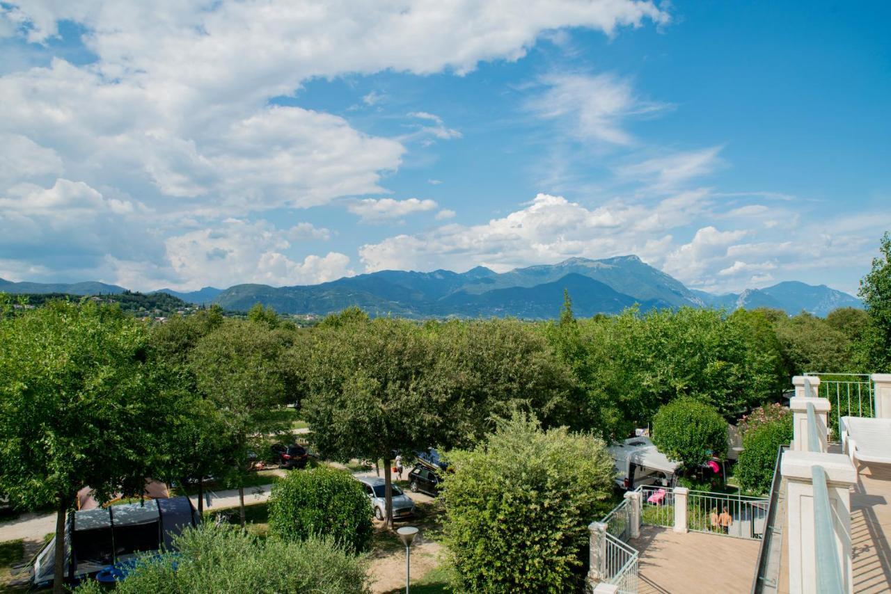 Camping Baia Verde Manerba del Garda Exterior photo